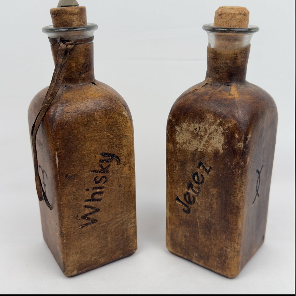 VTG Leather Wrapped Glass Decanter Set Whiskey Liquor Rustic Barware